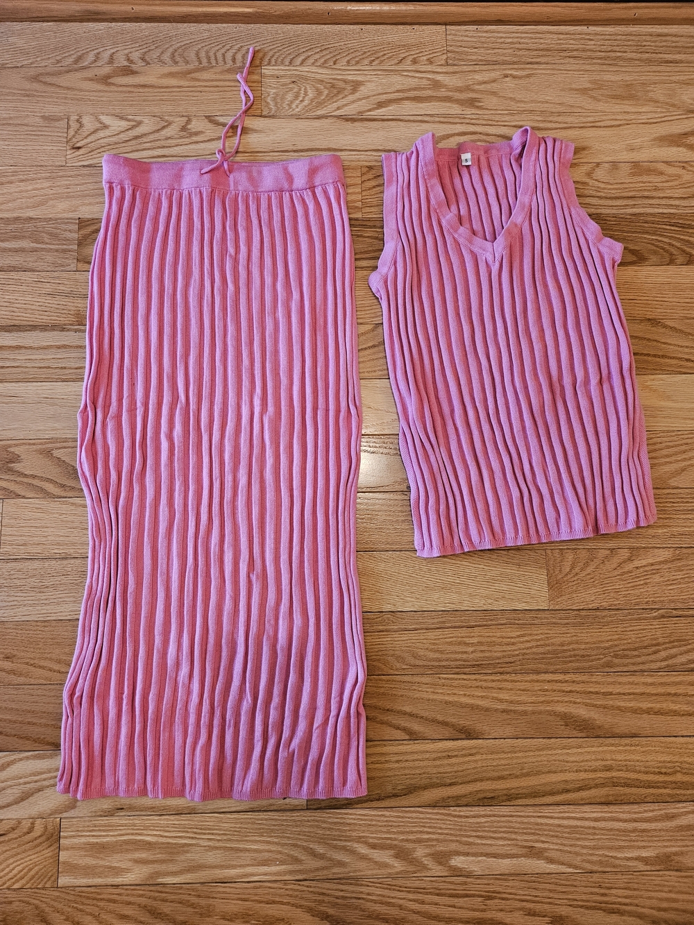 Pink Ribbed Knit Two-Piece Set - V-Neck Tank + Skirt